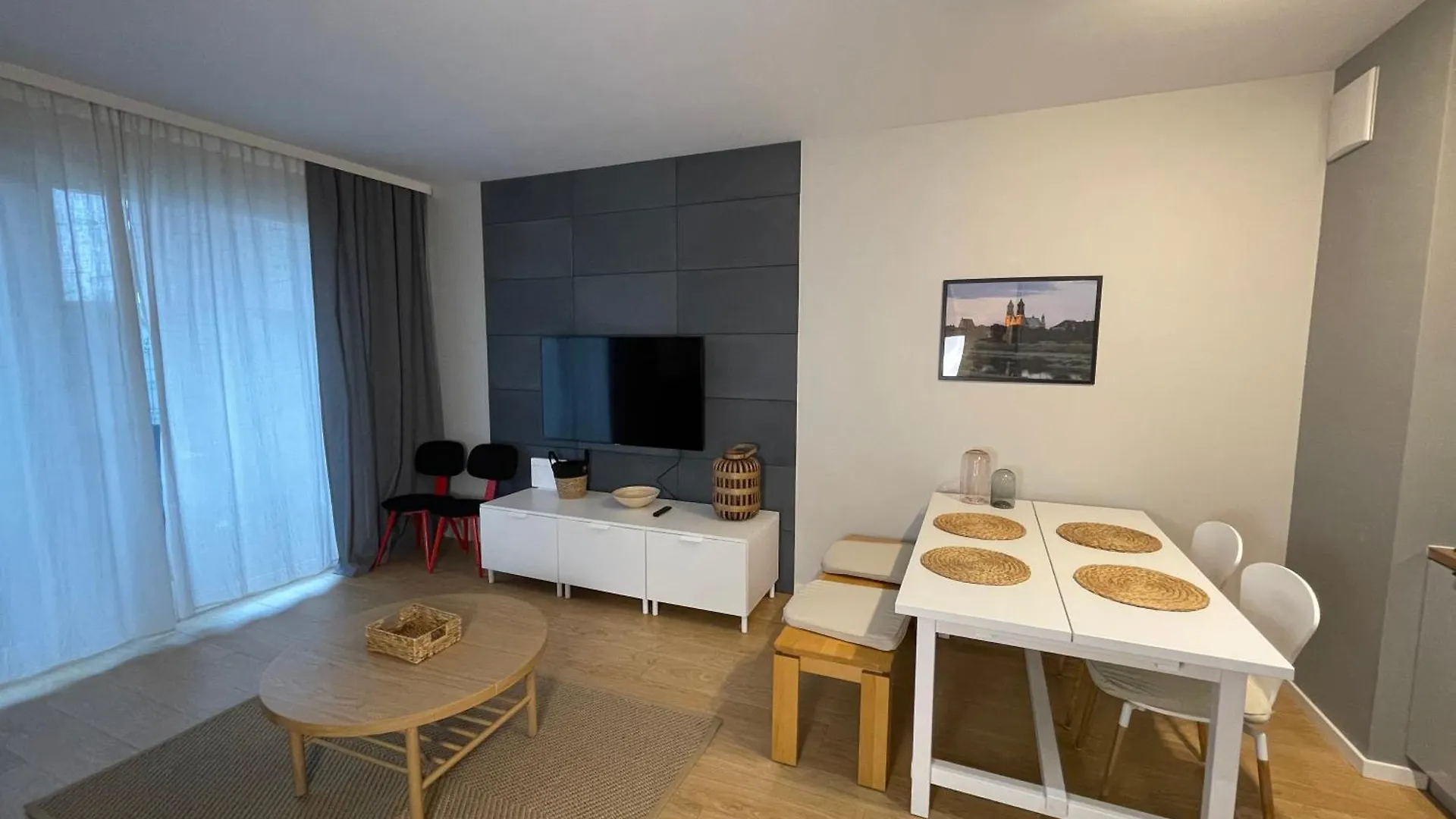 Apartment Essence Lux Apartment, Free Parking, Self Check-In 24H Poznan Poland