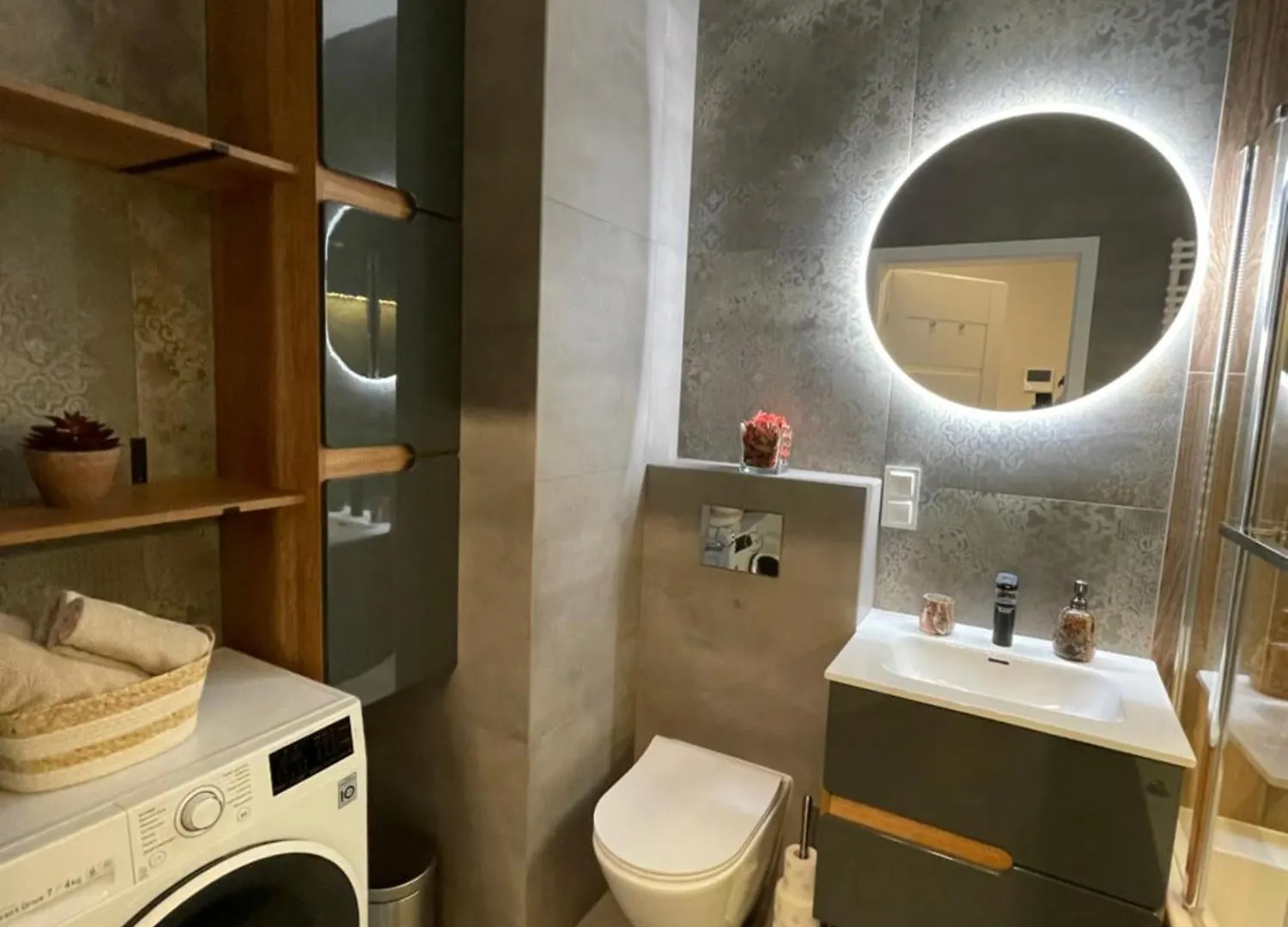 Essence Lux Apartment, Free Parking, Self Check-In 24H Poznan