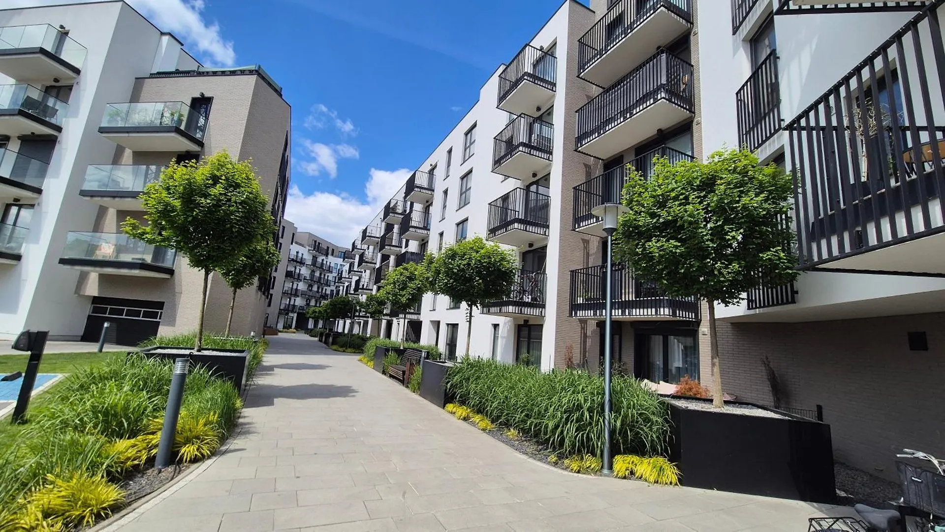 Essence Lux Apartment, Free Parking, Self Check-In 24H Poznan